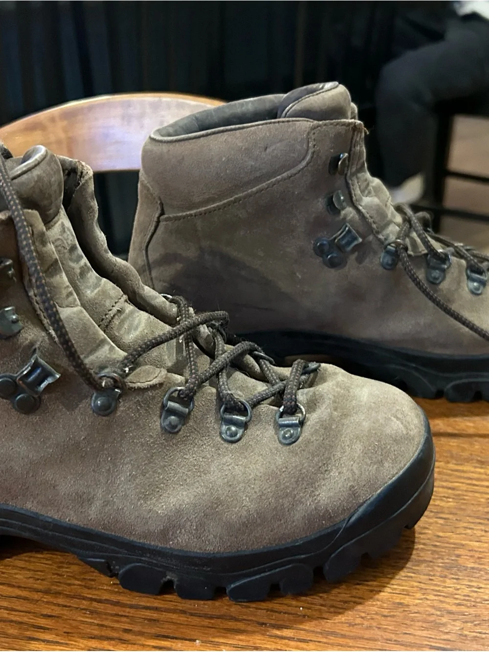 Women’s Brown Suede Hiking Boots - Rugged Outdoor Support